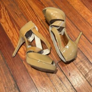 Mustard Michael Kors Heels - 9.5